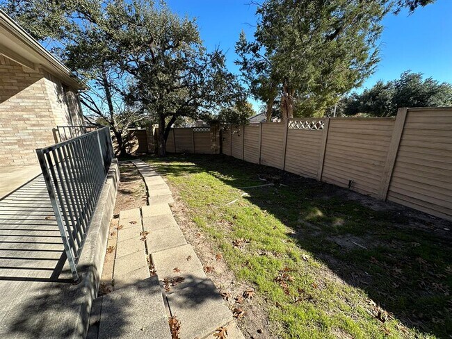 Building Photo - 1604 Teal Trail