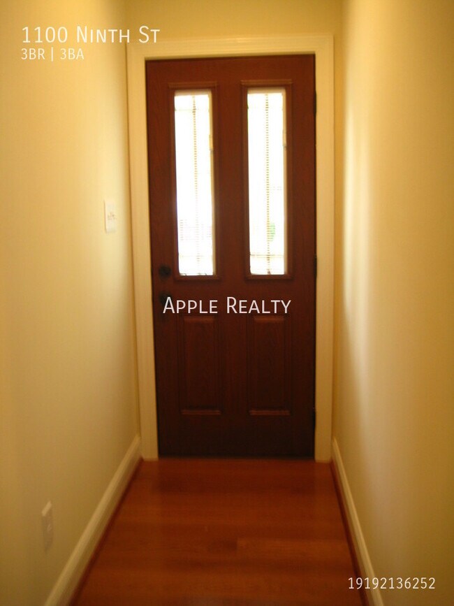 Building Photo - 1100 9th St