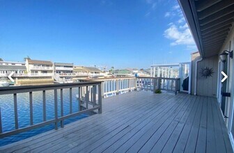Building Photo - Stunning Waterfront Living in Mandalay Bay – 2 Bed + 2 Bath with Private Dock