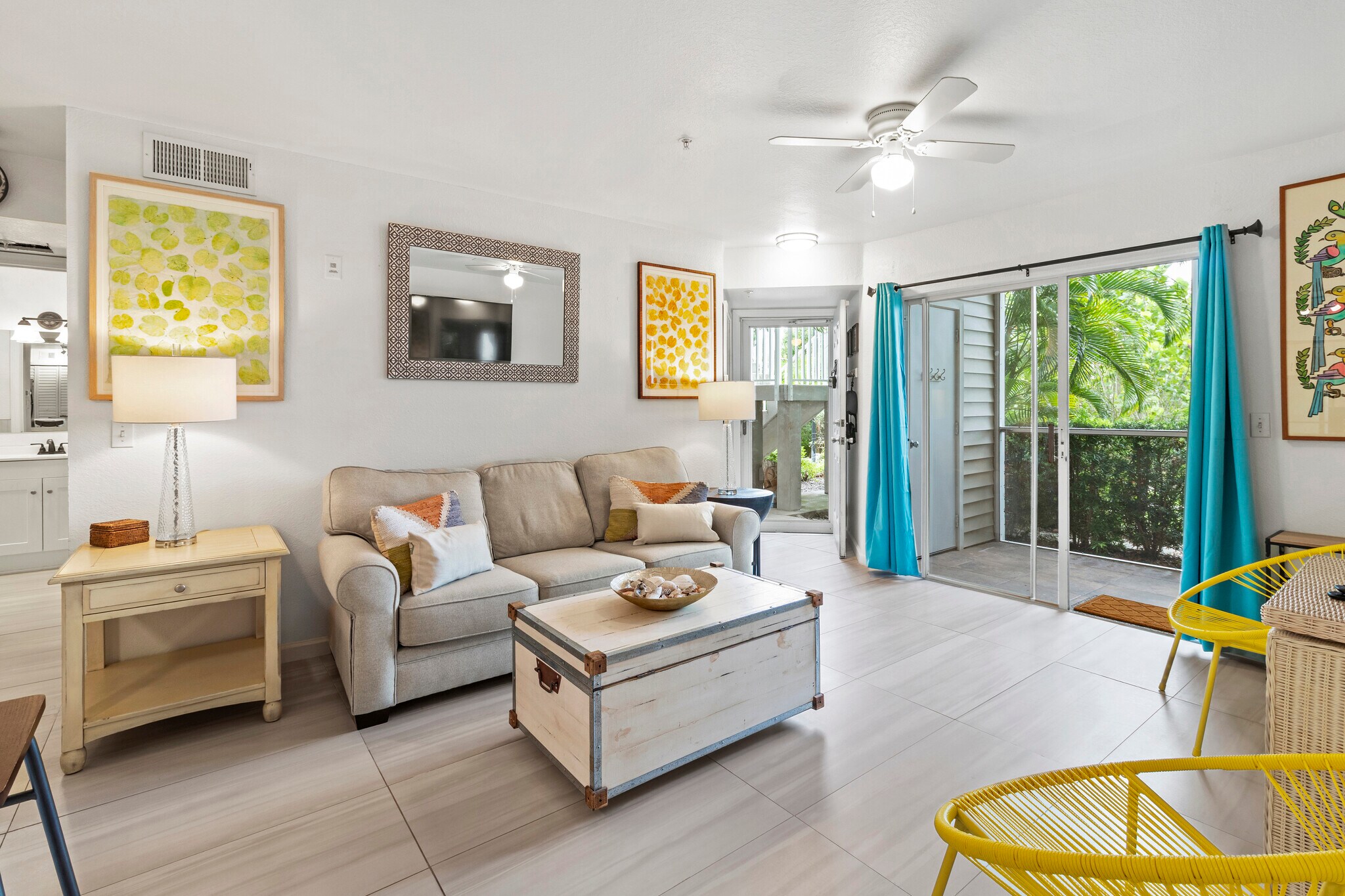 Building Photo - 850 S Tamiami Trl