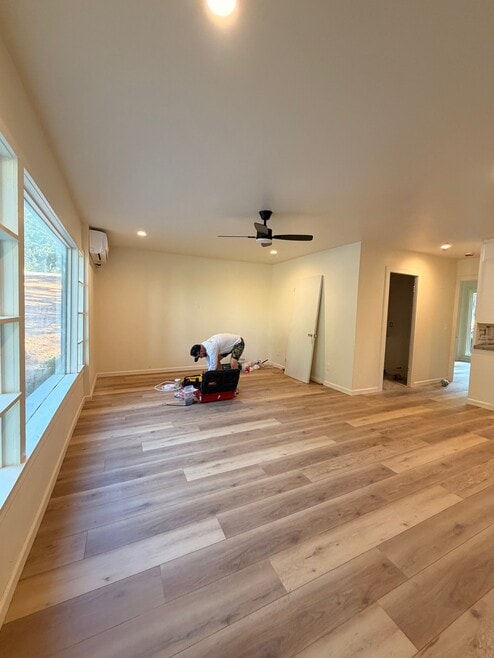 Building Photo - 10120 S Ponderosa Way