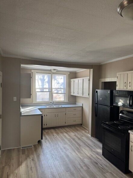 Building Photo - 1832 Franklin Ave