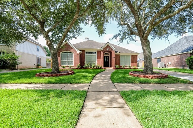 Primary Photo - 1823 Brightlake Way
