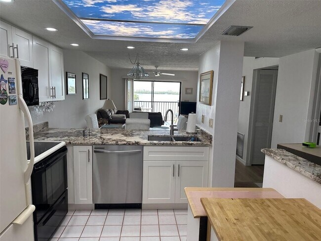 Building Photo - 4835 Bonita Beach Rd SW