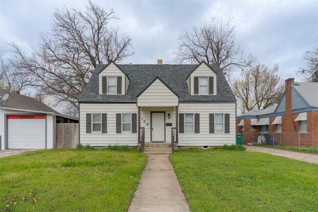 Primary Photo - 1109-1102 SW 26th St