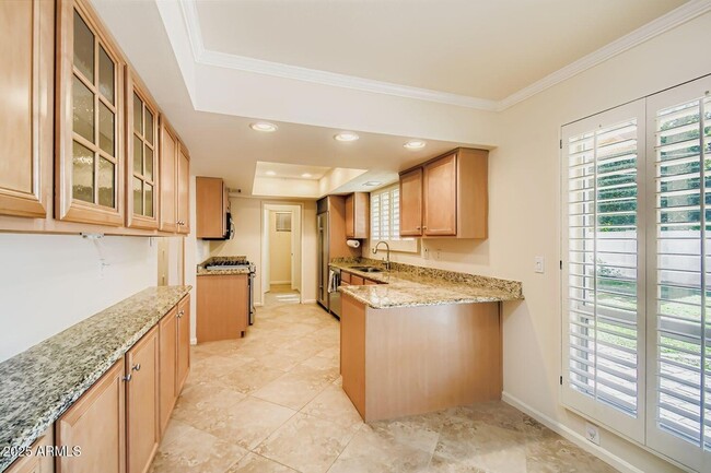 Building Photo - 201 W Diana Ave