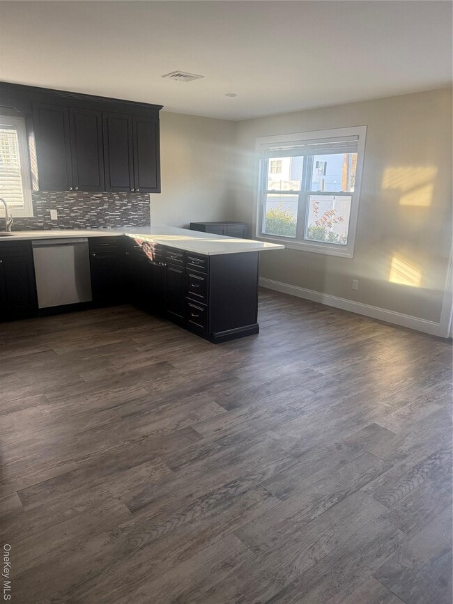 Building Photo - 75 Lenox Ave