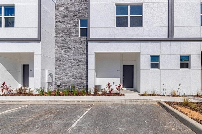Primary Photo - 400 Famagusta Dr