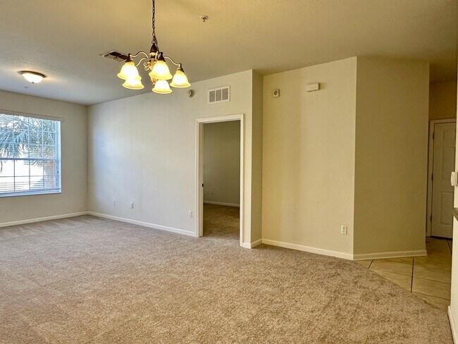 Building Photo - 3338 Robert Trent Jones Dr