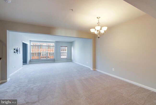 Building Photo - 22753 Verde Gate Terrace