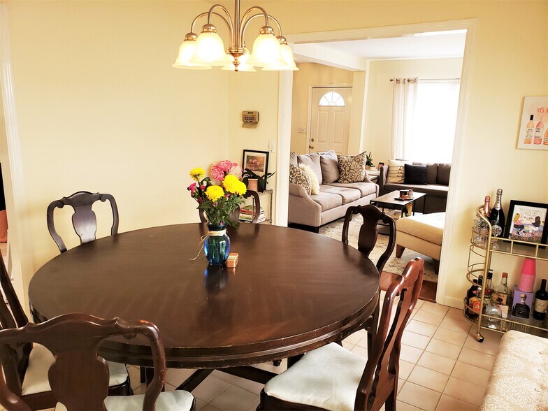 Full Dining Room - 377 Hope St