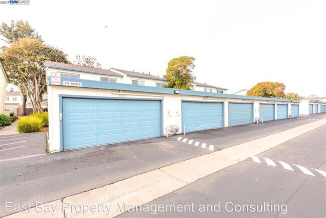 Building Photo - 2 br, 1 bath House - 4513 Via La Paz