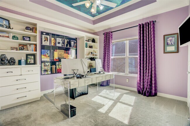 Building Photo - 4806 Wedgewood Dr