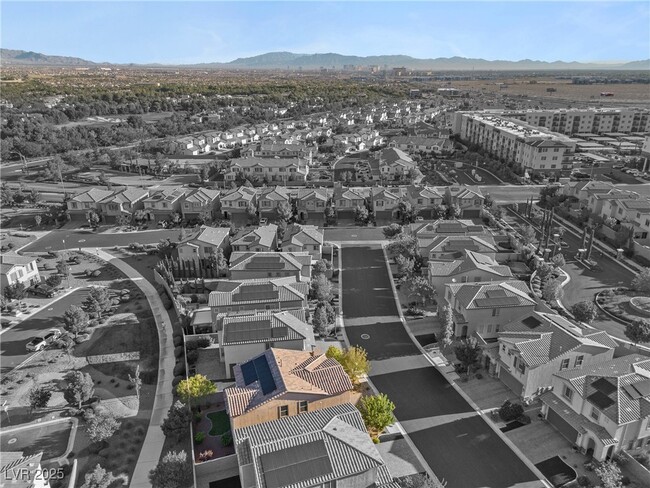 Building Photo - 12243 Loggeta Way