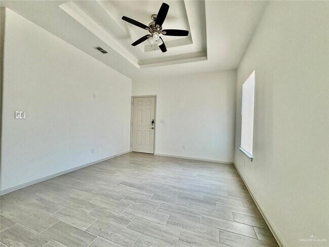 Building Photo - 11 N 58th St