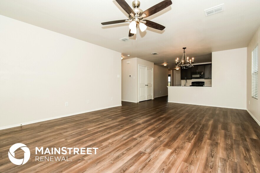 Building Photo - 5649 Hepburn St