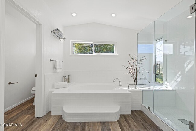 Building Photo - 287 Golden Fern Ct