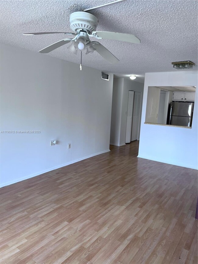 Building Photo - 16950 W Dixie Hwy
