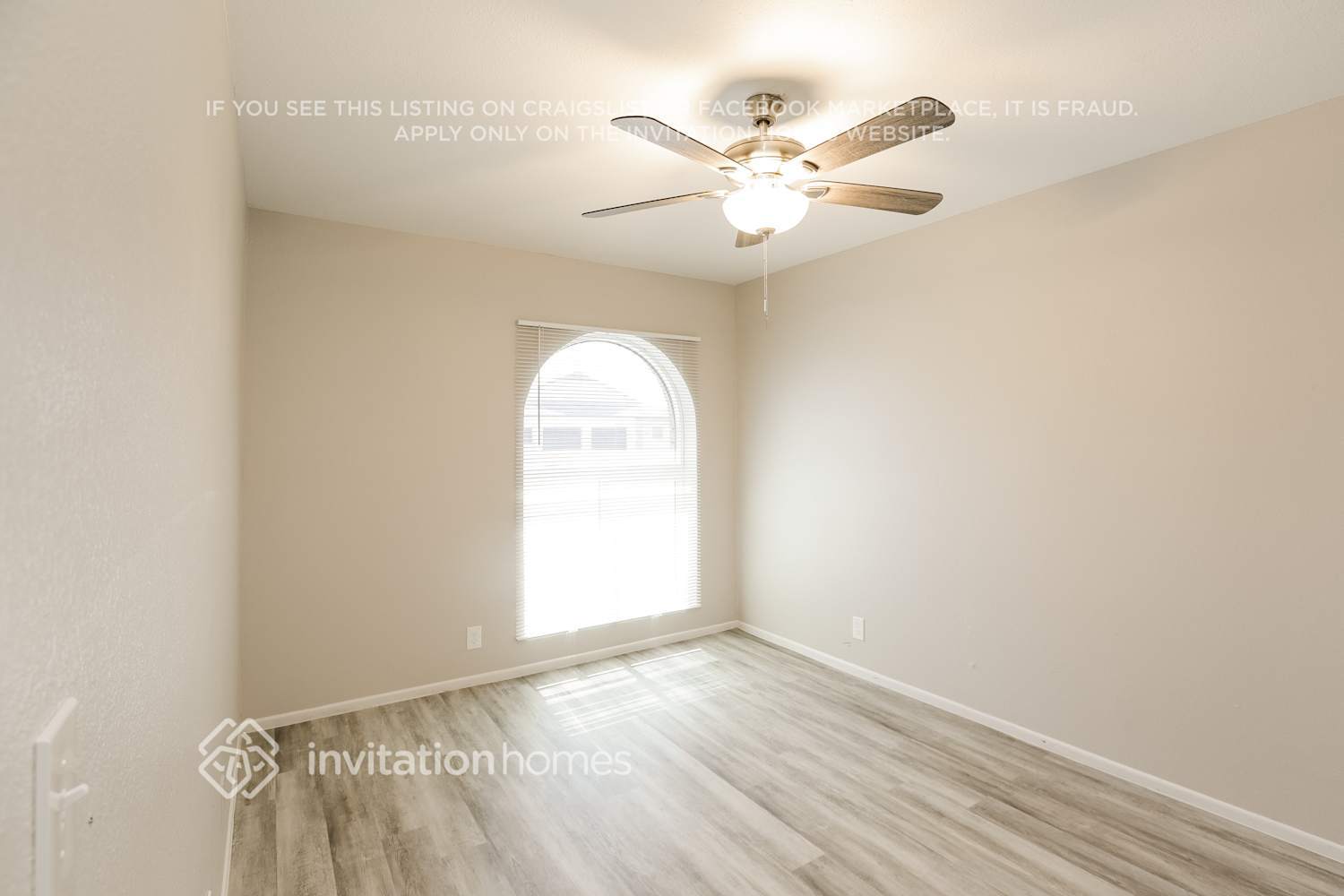 Building Photo - 16424 N 51st Dr