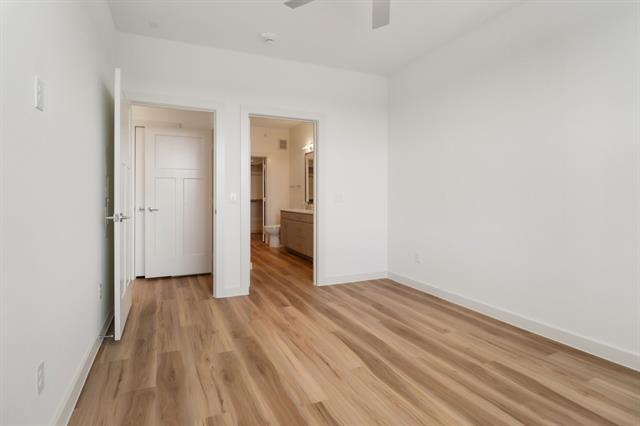 Building Photo - 405 N Ewing Ave