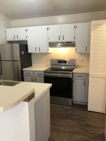 Building Photo - 1380 Cunat Court,