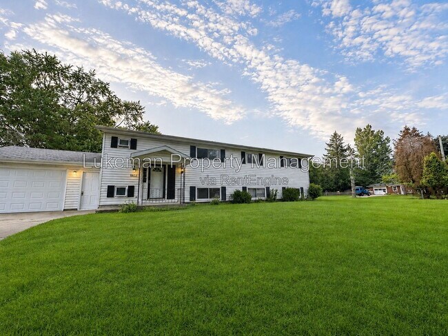 Building Photo - 8423 S Westnedge Ave