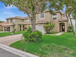 Building Photo - 7145 Crescent Creek Pl
