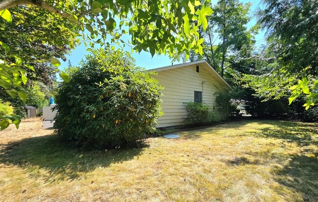 Building Photo - 9033 244th St SW