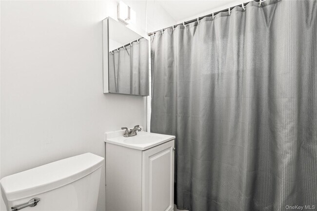 Building Photo - 100 Theodore Fremd Ave