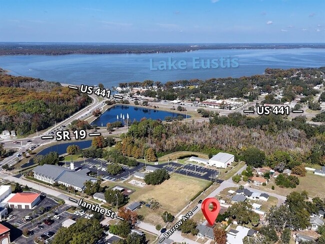 Building Photo - 510 N Barrow Ave