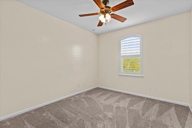 Building Photo - Executive Home For Rent!!!!