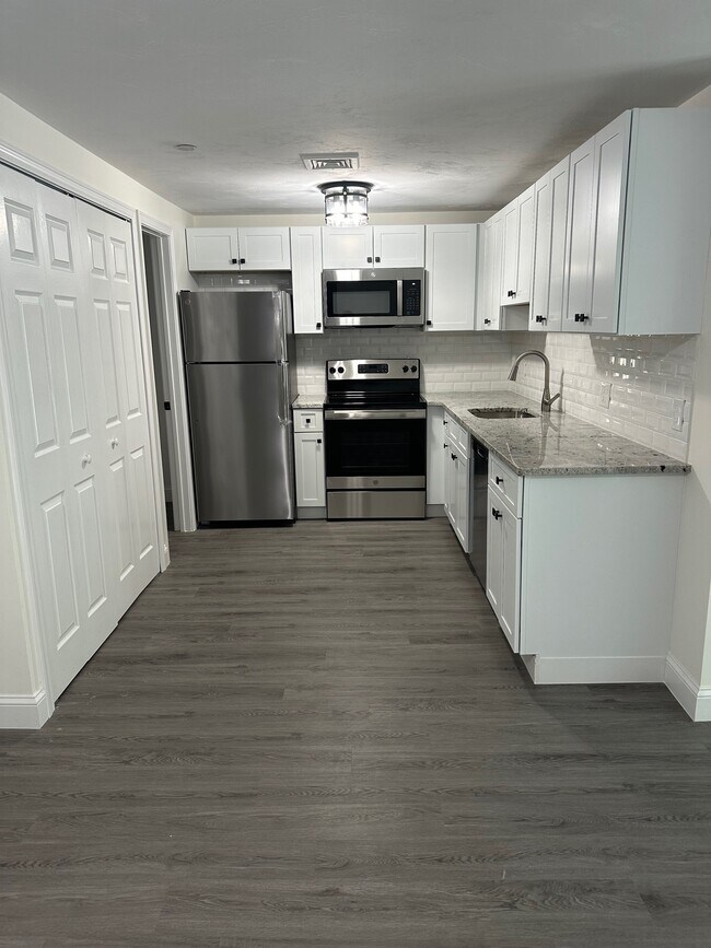 Building Photo - 267 Mill Street LLC