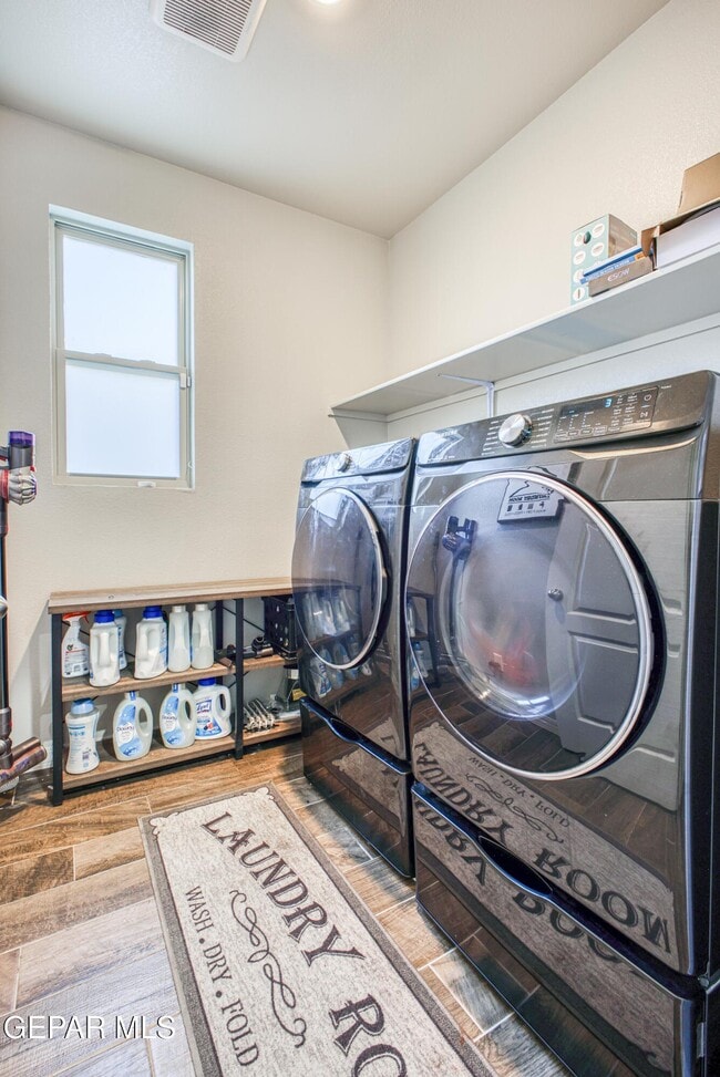 Building Photo - 1621 Sam Dominguez St