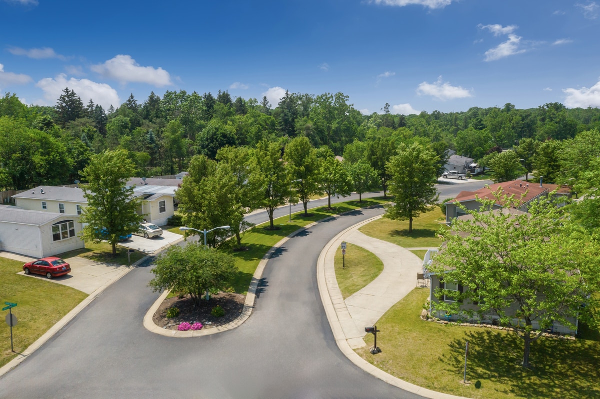 Building Photo - 143 Smokey Hill River Ct