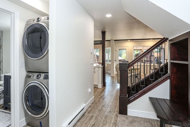 Building Photo - 6 month lease! Updated Baldy Breckenridge Townhome! Dogs negotiable!