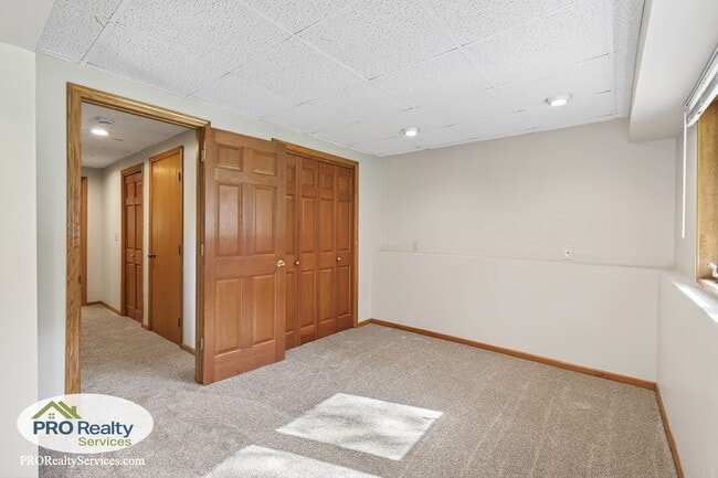 Building Photo - 4 Bedroom Home **50% off December's Rent with a December 2025 Move In**