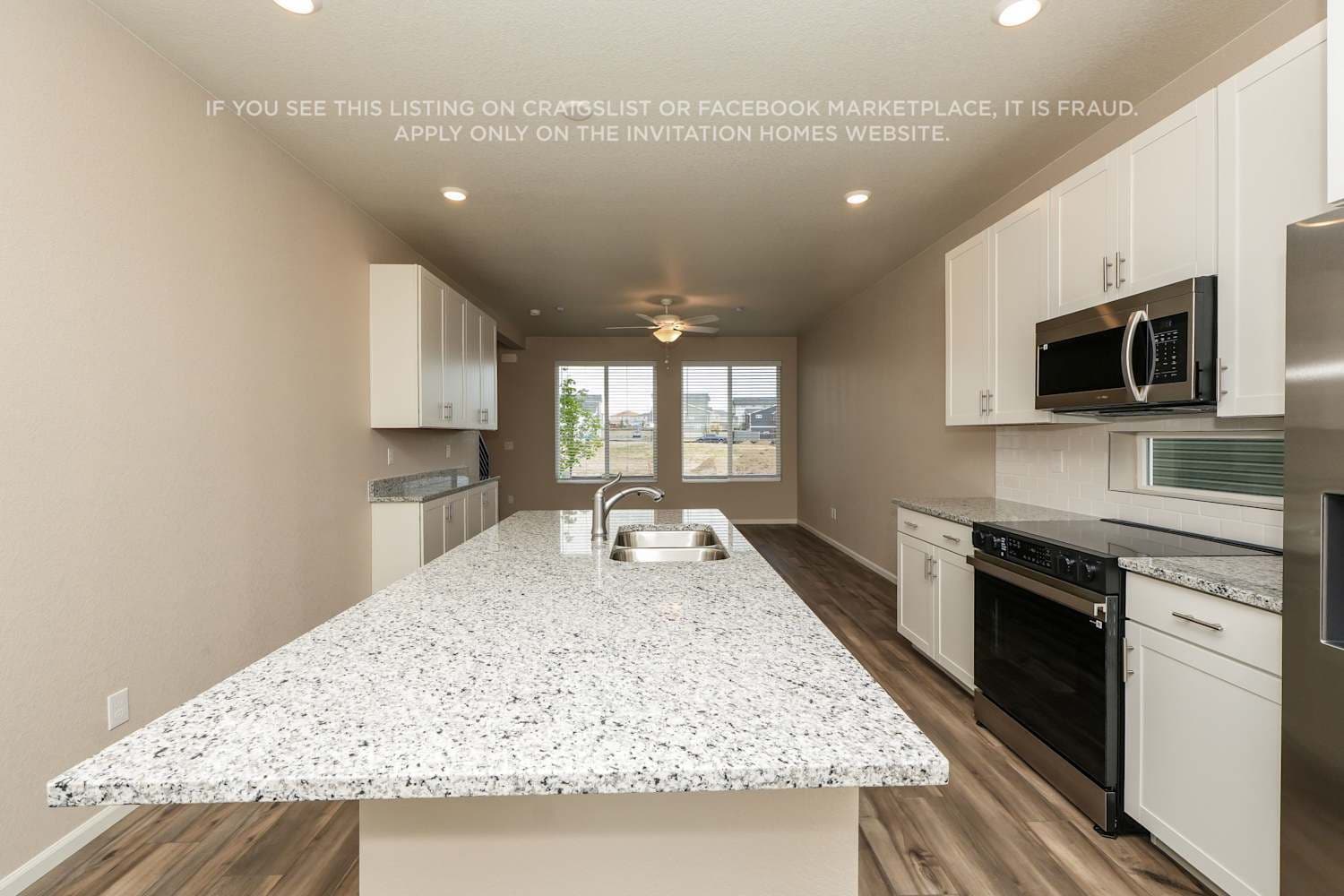 Building Photo - 5655 Bowerman Ln