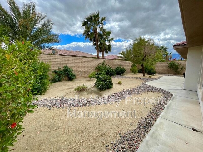 Building Photo - 168 Via Martelli