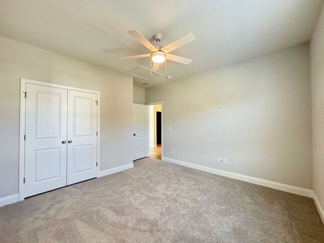Building Photo - Available now. Beautiful 3 BR/2.5 BA New C...