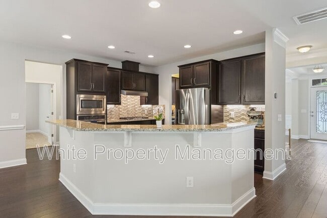 Building Photo - 1830 Alden Oaks Dr