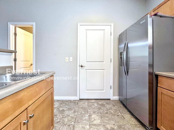 Building Photo - 7700 E Academy Blvd