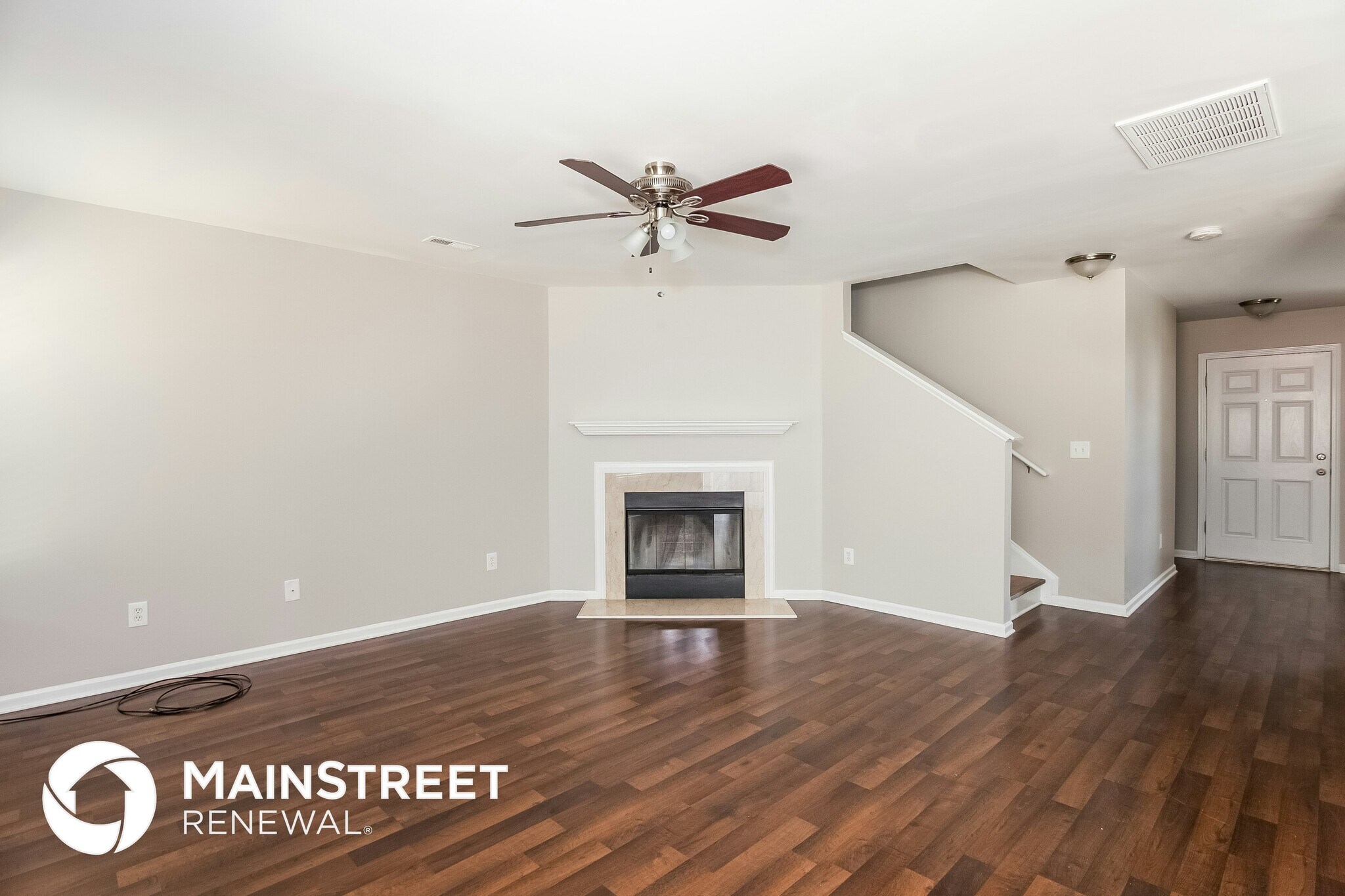 Building Photo - 8146 Chatham Oaks Dr