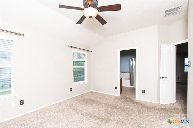 Building Photo - 5100 Lions Gate Ln