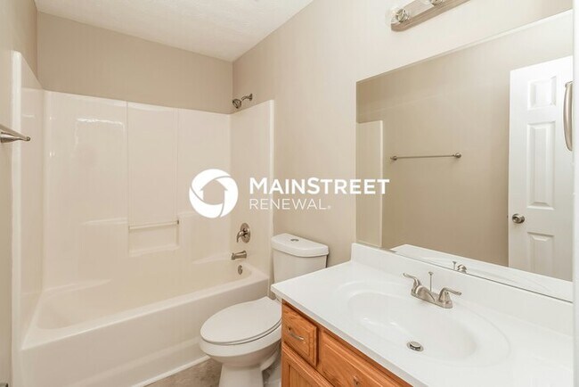 Building Photo - 3 Bedroom Pet-Friendly Home in Ellenwood, GA with Main Street Renewal