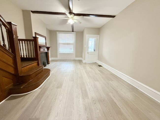 Building Photo - Spacious 4-Bedroom Home in West Philadelphia