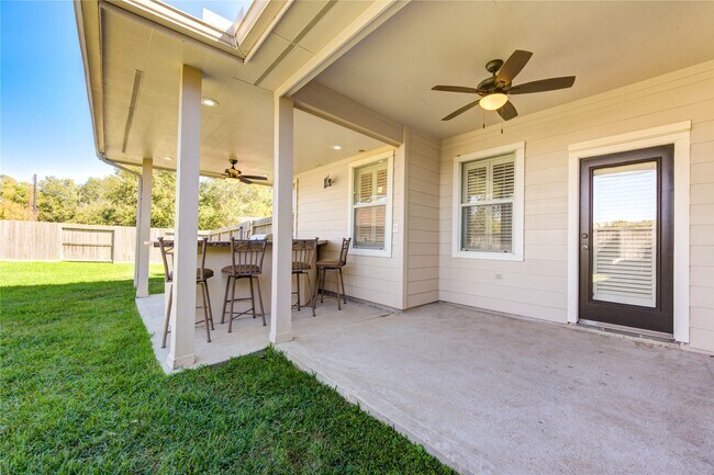 Building Photo - 14559 Gleaming Rose Dr