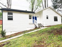 Building Photo - 5201 Sunset Trail