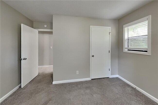 Building Photo - 4462 Old Mabry Pl
