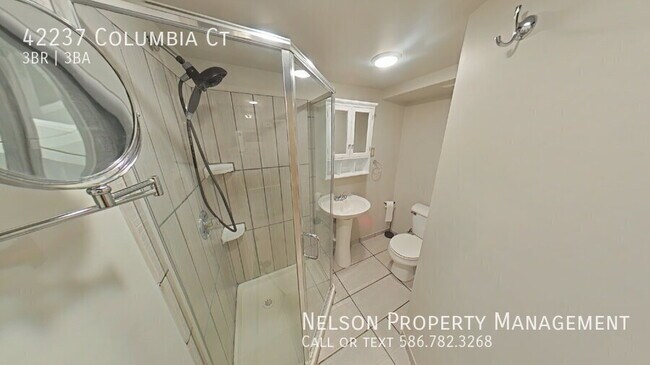 Building Photo - 42237 Columbia Ct