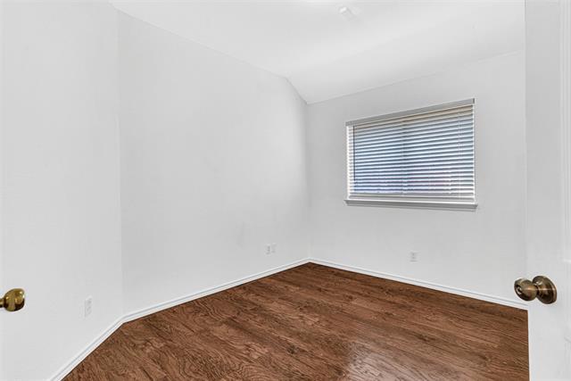 Building Photo - 1421 Ross Dr